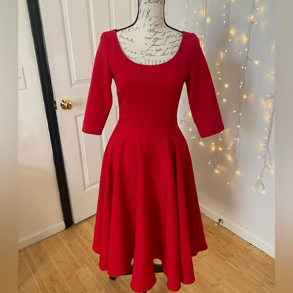 The Pretty Dress red swing dress